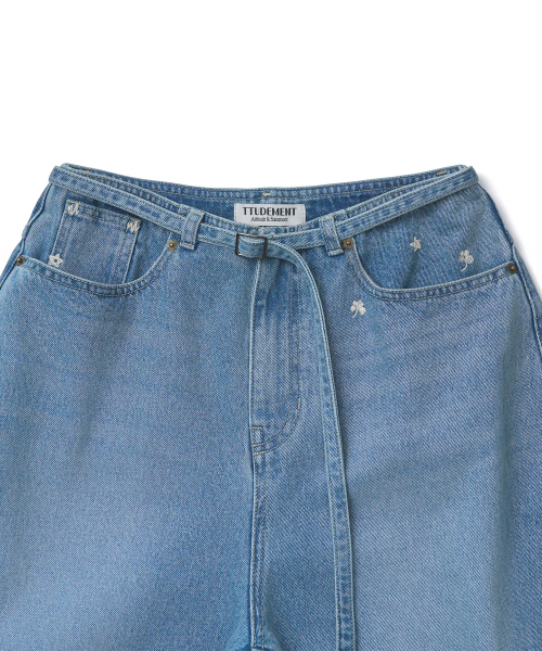 TTUDEMENT（トュードメント）の「EMBROIDERED DENIM PANTS_LIGHT BLUE（デニムパンツ・レディース・その他・SMALL/MEDIUM）」の5枚目の写真