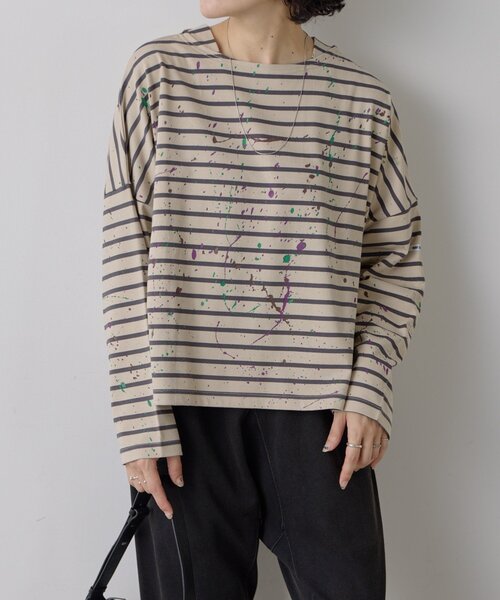 ear PAPILLONNER(イアパピヨネ)の「ペイントロングTシャツ【SUM1 STYLE】(Tシャツ/カットソー・レディース・ブラック/ベージュ/ブラウン/ブラック系その他/ブラウン系その他・FREE)」の1枚目の写真