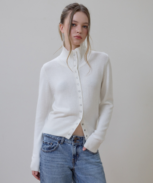 ROSEFRANTZ（ロゼフランツ）の「High Neck Eyelet Cardigan [Ivory]（カーディガン/ボレロ・レディース・アイボリー・OS）」の5枚目の写真