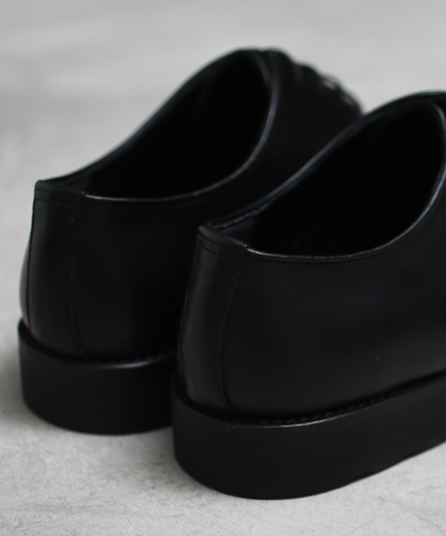 LIBERTAS(リベルタス)の「【STUDIOUS×LIBERTAS】 バッファローカーフボブソールプレーントゥシューズ(ドレスシューズ・メンズ・ブラック・3/2/1)」の6枚目の写真