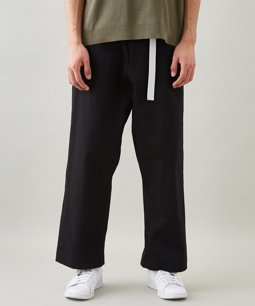 STUDIOUS(ステュディオス)の「コンパクトチノワイドパンツ(チノパンツ・メンズ・ブラック/キャメル/オフホワイト・1/3/2)」の5枚目の写真