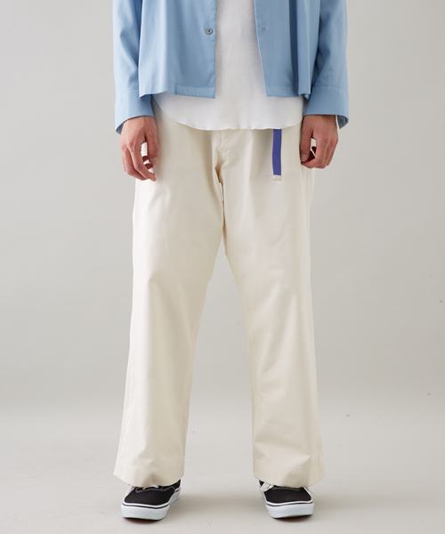 STUDIOUS(ステュディオス)の「コンパクトチノワイドパンツ(チノパンツ・メンズ・ブラック/キャメル/オフホワイト・1/3/2)」の14枚目の写真