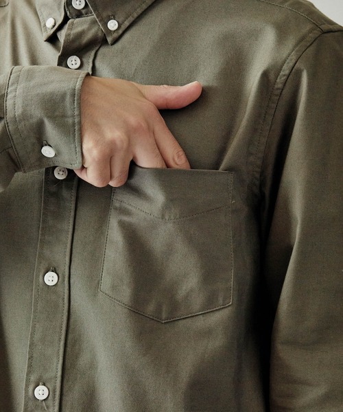 MONO-MART（モノマート）の「ボタンダウン ハイストレッチ L/S オックスフォード シャツ（シャツ/ブラウス・メンズ・ブラック/ベージュ/ネイビー/グレー/オフホワイト/ブルー/オリーブドラブ/バーガンディー/サックスブルー・M/L/XL/S）」の17枚目の写真