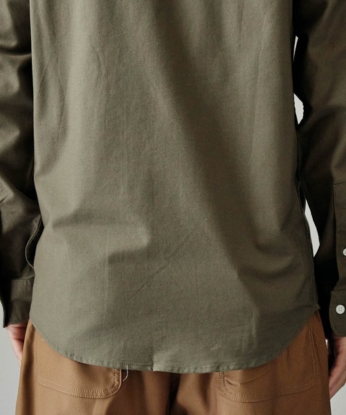 MONO-MART（モノマート）の「ボタンダウン ハイストレッチ L/S オックスフォード シャツ（シャツ/ブラウス・メンズ・ブラック/ベージュ/ネイビー/グレー/オフホワイト/ブルー/オリーブドラブ/バーガンディー/サックスブルー・M/L/XL/S）」の21枚目の写真