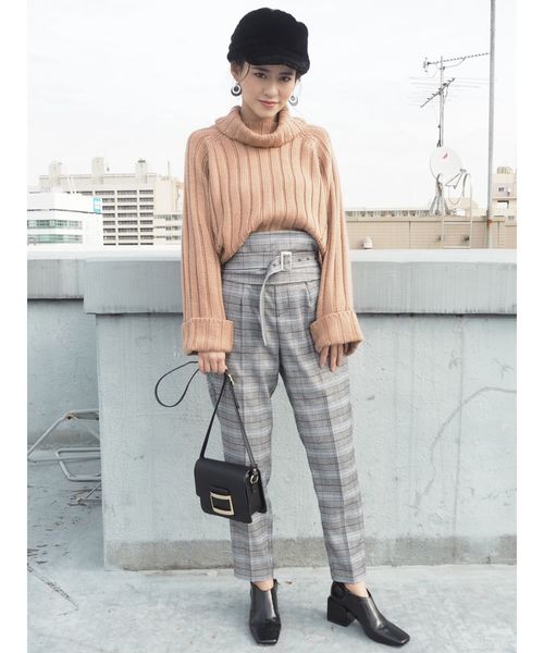 MURUA(ムルーア)の「ベルトSETアンクルテーパードPT(その他パンツ・レディース・グレー/ブラック・1/2)」の9枚目の写真