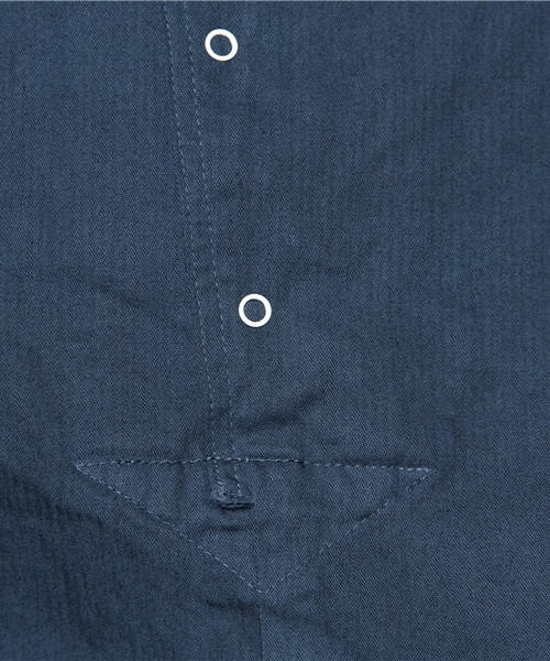 EEL(イール)の「EEL/働くシャツ(シャツ/ブラウス・メンズ・ネイビー/ホワイト/マスタード・SMALL/LARGE/MEDIUM)」の9枚目の写真