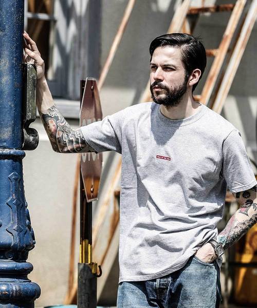 FRUIT OF THE LOOM（フルーツオブザルーム）の「【ZOZO限定】FRUIT OF THE LOOM ×MR.OLIVE COLLABO / SMAL BOX LOGO T-SHIRT（Tシャツ/カットソー・メンズ・ホワイト/ブラック/グレー/レッド・MEDIUM/LARGE/X-LARGE）」の15枚目の写真