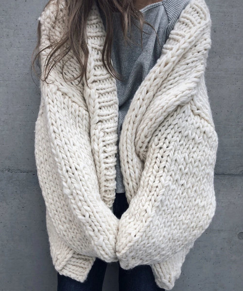 TRUNC（トランクエイティーエイト）の「Bulky Knit Cardigan（カーディガン/ボレロ・レディース・ブラック/オフホワイト/チャコール・FREE）」の8枚目の写真