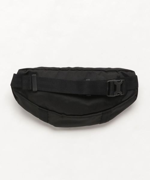 NEW ERA(ニューエラ)の「【KAZUYUKI KUMAGAI】×NEW ERA Waist Bag(ボディバッグ/ウエストポーチ・メンズ・ブラック・FREE)」の3枚目の写真