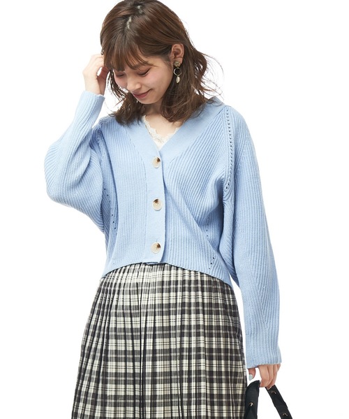 natural couture(ナチュラルクチュール)の「春色アイレットカーディガン(カーディガン/ボレロ・レディース・アイボリー/ベージュ/ネイビー/サックスブルー/ラベンダー/オレンジ・FREE)」の4枚目の写真