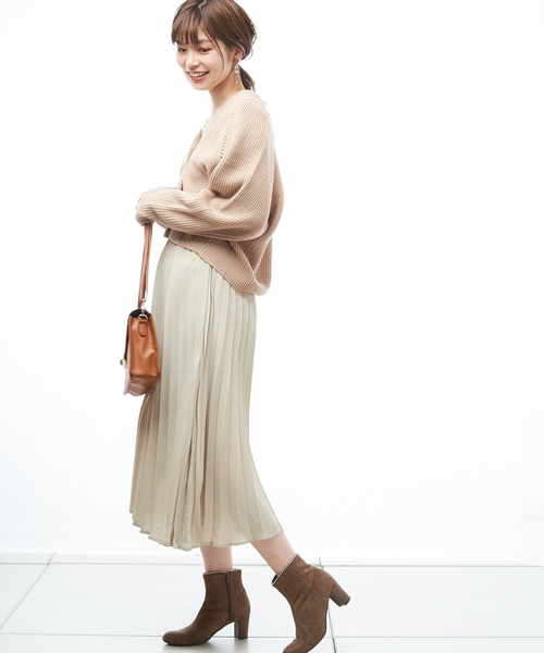 natural couture(ナチュラルクチュール)の「春色アイレットカーディガン(カーディガン/ボレロ・レディース・アイボリー/ベージュ/ネイビー/サックスブルー/ラベンダー/オレンジ・FREE)」の14枚目の写真