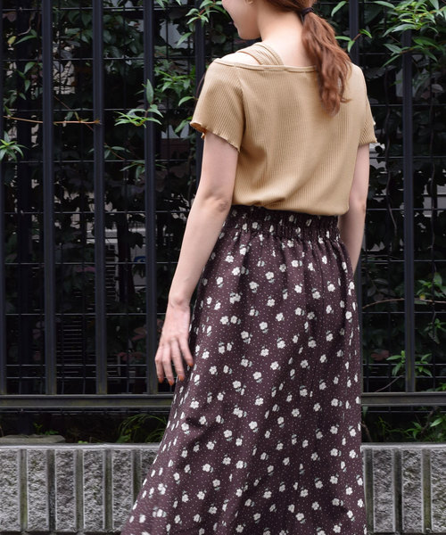 w closet(ダブルクローゼット)の「ワイドリブ半袖オフショルプルオーバー(Tシャツ/カットソー・レディース・モカ/ブラック系その他/グレー系その他/ライトベージュ・FREE)」の12枚目の写真