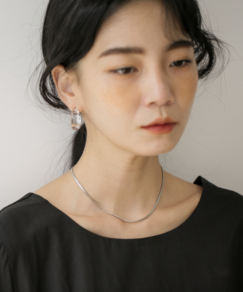 NEUNA（ヌナ）の「シンプルチェーンネックレス（ネックレス・レディース・シルバー/ゴールド・FREE）」の4枚目の写真