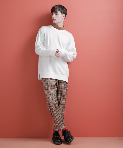 EMMA CLOTHES（エマクローズ）の「ファインコットン ロングリブスリーブ ビッグプルオーバー/クルーネックスウェット（スウェット・メンズ・ホワイト/ベージュ/オレンジ/ブラック・M/L）」の18枚目の写真