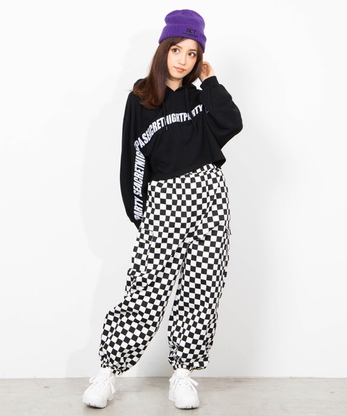 WEGO（ウィゴー）の「WEGO/カーゴポケットパンツ（カーゴパンツ・レディース・ブラック/パープル/パープル系その他/オレンジ系その他/アニマル/ブラック系その他2/ブラック系その他・FREE）」の22枚目の写真