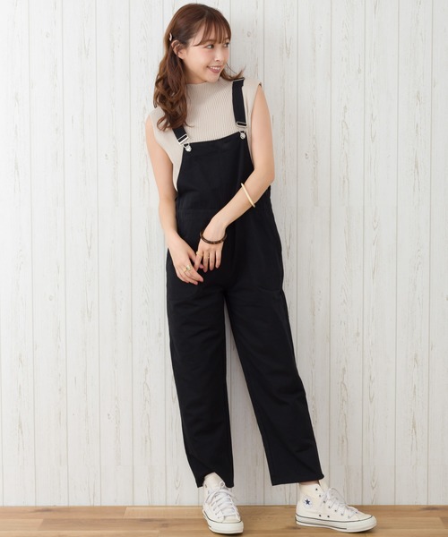 SpRay（スプレイ）の「ツイルサロペット（サロペット/オーバーオール・レディース・ブラック/ベージュ/カーキ/アイボリー・FREE）」の3枚目の写真