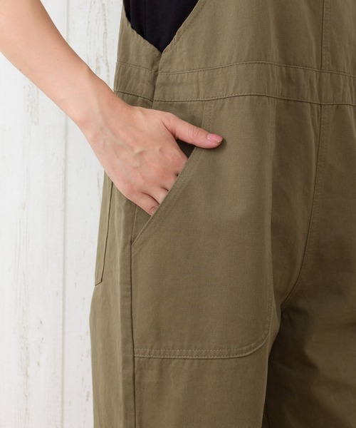 SpRay（スプレイ）の「ツイルサロペット（サロペット/オーバーオール・レディース・ブラック/ベージュ/カーキ/アイボリー・FREE）」の21枚目の写真