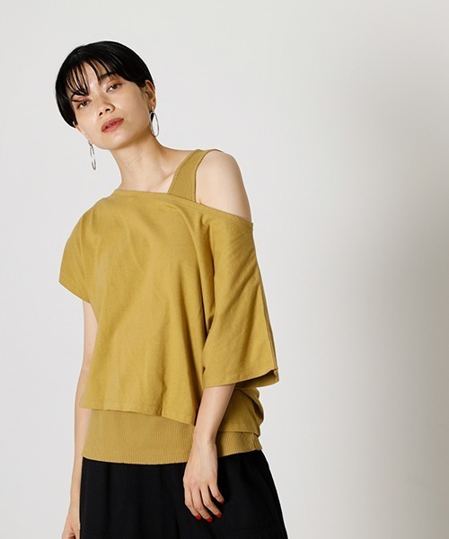AZUL by moussy（アズールバイマウジー）の「LAYERED 3WAY TOPS/レイヤード3WAYトップス（Tシャツ/カットソー・レディース・ブラック/パープル/イエロー系その他/ライトベージュ・SMALL/MEDIUM）」の2枚目の写真