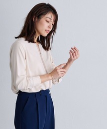 配色キーネックブラウス