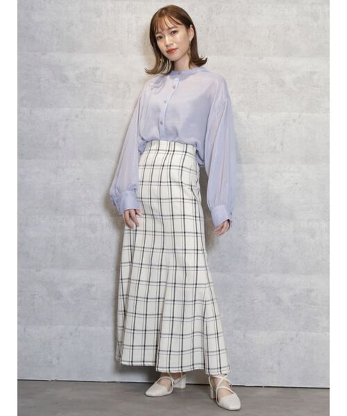 dazzlin（ダズリン）の「グロッシースタンドカラーロングシャツ（シャツ/ブラウス・レディース・ピンク/オフホワイト/ブルー・FREE）」の8枚目の写真