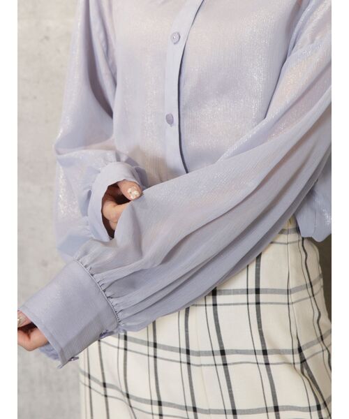 dazzlin（ダズリン）の「グロッシースタンドカラーロングシャツ（シャツ/ブラウス・レディース・ピンク/オフホワイト/ブルー・FREE）」の10枚目の写真