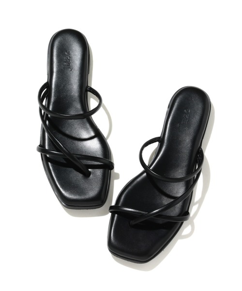 Juze（ジュゼ）の「ナロートングフラットサンダル（サンダル・レディース・ホワイト/ブラック/ゴールド/ベージュ系その他2・LL/SS/S/M/L）」の10枚目の写真