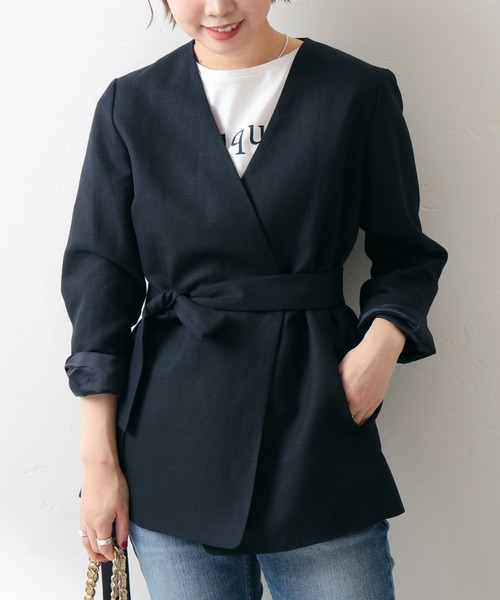 La TOTALITE(ラトータリテ)の「リネン混ベルト付きノーカラージャケット◆(ノーカラージャケット・レディース・ベージュ/ネイビー・38/36)」の22枚目の写真