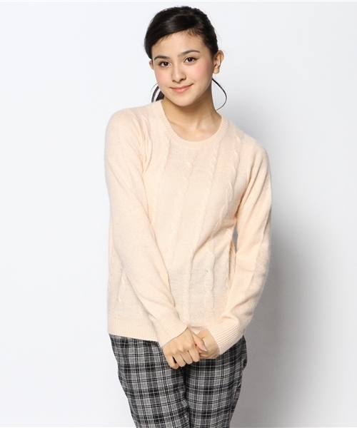 earth music&ecology（アースミュージックアンドエコロジー）の「ケーブルニットプルオーバー（ニット/セーター・レディース・アイボリー/杢グレー/ライトピンク/ライトイエロー/ラベンダー/ブラック・MEDIUM/SMALL）」の6枚目の写真