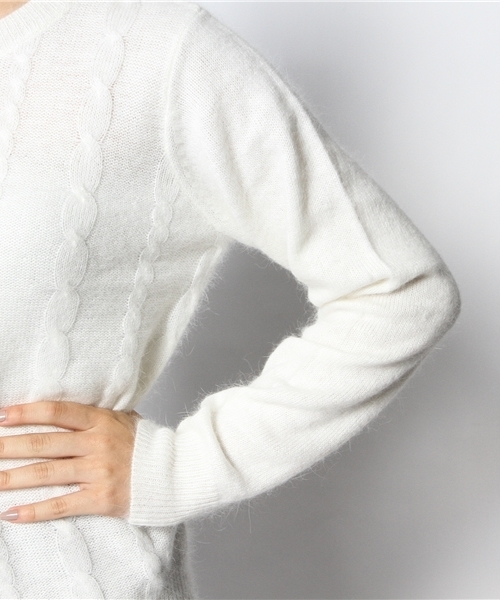 earth music&ecology（アースミュージックアンドエコロジー）の「ケーブルニットプルオーバー（ニット/セーター・レディース・アイボリー/杢グレー/ライトピンク/ライトイエロー/ラベンダー/ブラック・MEDIUM/SMALL）」の11枚目の写真