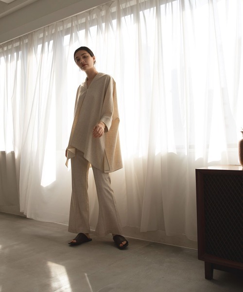 marjour（マージュール）の「CENTER PRESS PANTS（その他パンツ・レディース・アイボリー・M）」の7枚目の写真