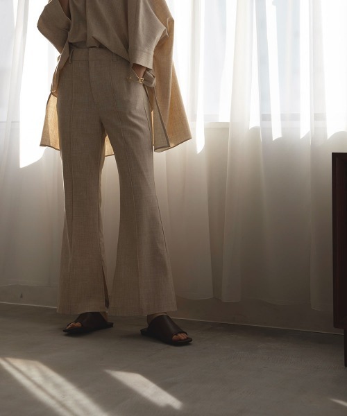 marjour（マージュール）の「CENTER PRESS PANTS（その他パンツ・レディース・アイボリー・M）」の9枚目の写真