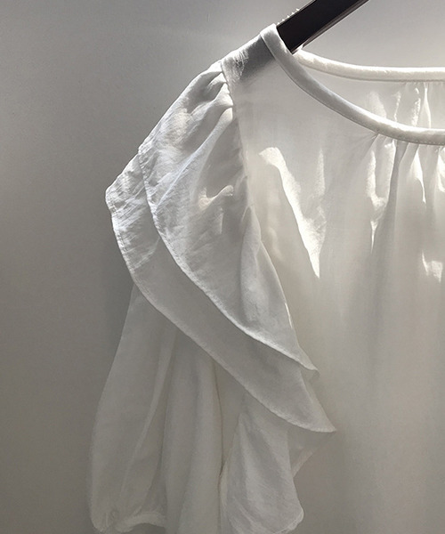 c.u.l（シーユーエル）の「【c.u.l:w】５分袖フリルブラウス culw32（シャツ/ブラウス・レディース・ブルー/ホワイト・L/M）」の14枚目の写真