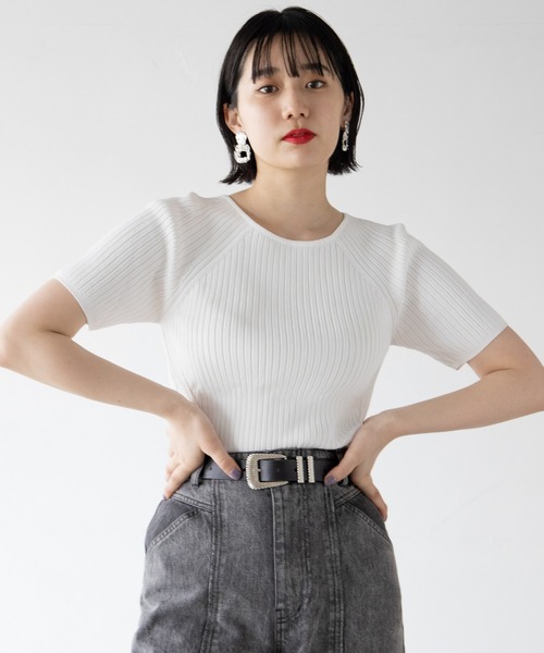 PAGEBOY（ページボーイ）の「ワイドリブニットショートスリーブ（ニット/セーター・レディース・ブラック/オフホワイト/アクア/グレイッシュベージュ・FREE）」の2枚目の写真