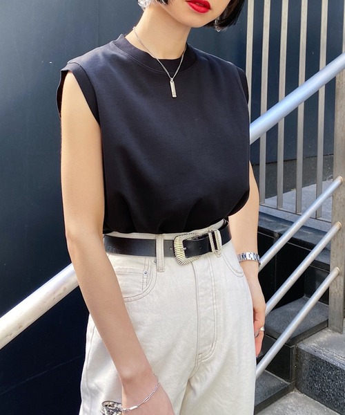 PAGEBOY（ページボーイ）の「クラシックノースリ（Tシャツ/カットソー・レディース・ブラック/パープル/オフホワイト/ブラウン系その他/ベージュ系その他2・FREE）」の2枚目の写真