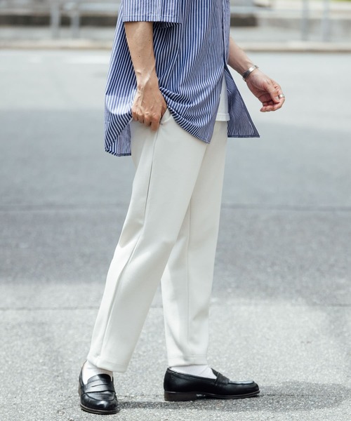 ITEMS URBANRESEARCH（アイテムズ アーバンリサーチ）の「TRダンボール ストレッチパンツ（その他パンツ・メンズ・グレー/ベージュ/ブラック・LARGE/MEDIUM）」の3枚目の写真