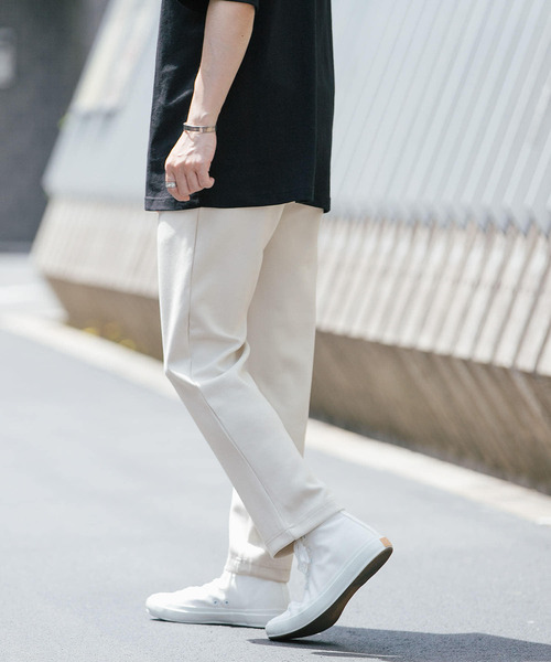 ITEMS URBANRESEARCH（アイテムズ アーバンリサーチ）の「TRダンボール ストレッチパンツ（その他パンツ・メンズ・グレー/ベージュ/ブラック・LARGE/MEDIUM）」の7枚目の写真