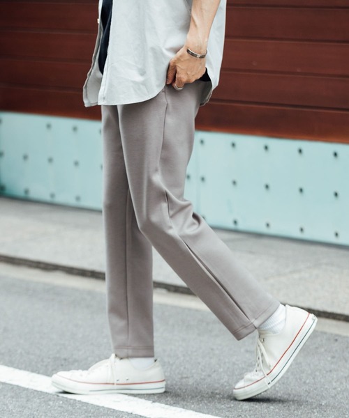 ITEMS URBANRESEARCH（アイテムズ アーバンリサーチ）の「TRダンボール ストレッチパンツ（その他パンツ・メンズ・グレー/ベージュ/ブラック・LARGE/MEDIUM）」の17枚目の写真