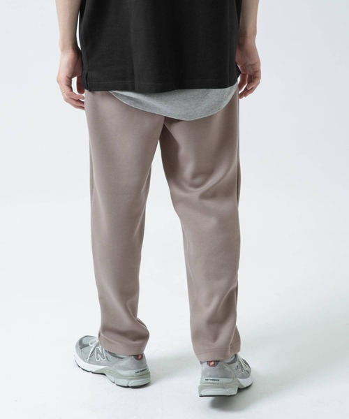 ITEMS URBANRESEARCH（アイテムズ アーバンリサーチ）の「TRダンボール ストレッチパンツ（その他パンツ・メンズ・グレー/ベージュ/ブラック・LARGE/MEDIUM）」の18枚目の写真