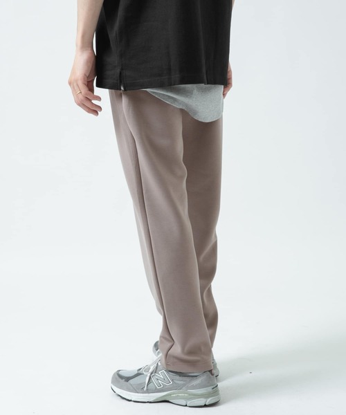 ITEMS URBANRESEARCH（アイテムズ アーバンリサーチ）の「TRダンボール ストレッチパンツ（その他パンツ・メンズ・グレー/ベージュ/ブラック・LARGE/MEDIUM）」の20枚目の写真