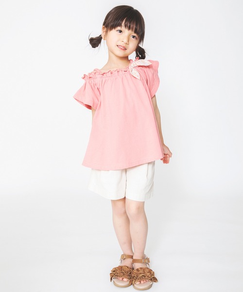 BRANSHES（ブランシェス）の「オフショルダーチュニック（チュニック・キッズ・チャコールグレー/サーモンピンク・90cm/110cm/100cm/120cm/130cm/140cm/150cm）」の4枚目の写真