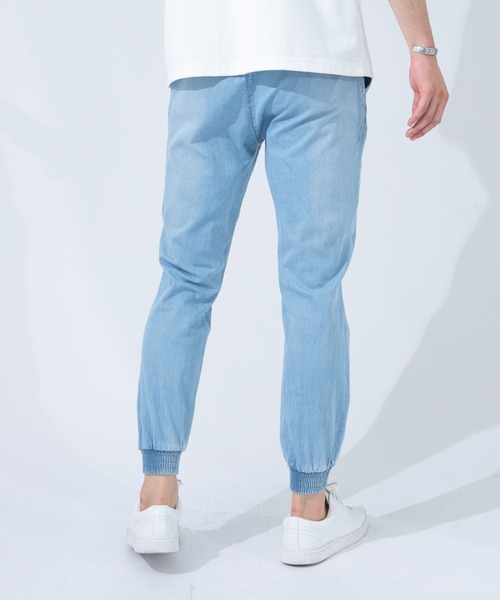 URBAN RESEARCH ROSSO MEN（アーバンリサーチロッソメン）の「ストレッチスキニージョガーデニム（デニムパンツ・メンズ・ライトインディゴブルー/ブラック系その他・SMALL/MEDIUM/LARGE/X-LARGE）」の6枚目の写真