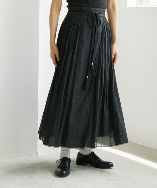 cardo fabrica（カルドファブリカ）の「._◇インドカディシャーリングラップスカート（スカート・レディース・ブラック/キナリ・FREE）」の4枚目の写真