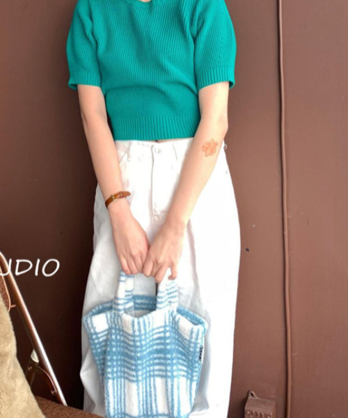 emi+（エミプラス）の「5分袖リブサマーニットプルオーバー（Tシャツ/カットソー・レディース・ネイビー/ピンク/グリーン/アイボリー・FREE）」の15枚目の写真