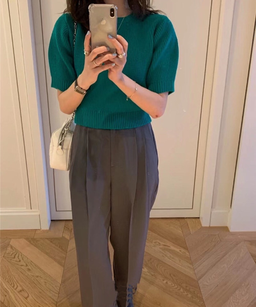 emi+（エミプラス）の「5分袖リブサマーニットプルオーバー（Tシャツ/カットソー・レディース・ネイビー/ピンク/グリーン/アイボリー・FREE）」の20枚目の写真