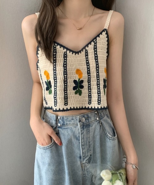 MANGROVE（マングローブ）の「フラワー編みキャミビスチェ（キャミソール・レディース・モカ/ホワイト×ブルー・FREE）」の12枚目の写真