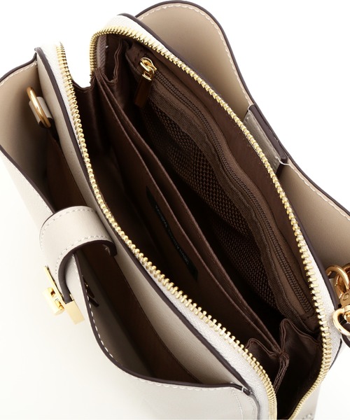 NATURAL BEAUTY BASIC(ナチュラルビューティーベーシック)の「ライトウォレットショルダー(ショルダーバッグ・レディース・グレー/ピンク/ブラック/ブルー・FREE)」の12枚目の写真