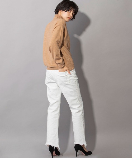 Munich(ミューニック)の「ソフトジャージタートルネックサイドジッププルオーバー(ニット/セーター・レディース・グレー/レッド/アイボリー/ブラック/ベージュ・FREE)」の13枚目の写真