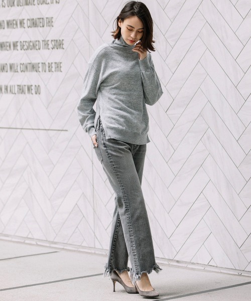 Munich(ミューニック)の「ソフトジャージタートルネックサイドジッププルオーバー(ニット/セーター・レディース・グレー/レッド/アイボリー/ブラック/ベージュ・FREE)」の17枚目の写真