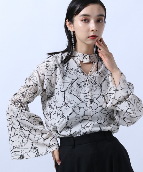 HARE(ハレ)の「2WAYシャーリングブラウス(HARE)(シャツ/ブラウス・レディース・ホワイト/ブラック/ブラウン/ホワイト系その他/ブラック系その他・FREE)」の12枚目の写真