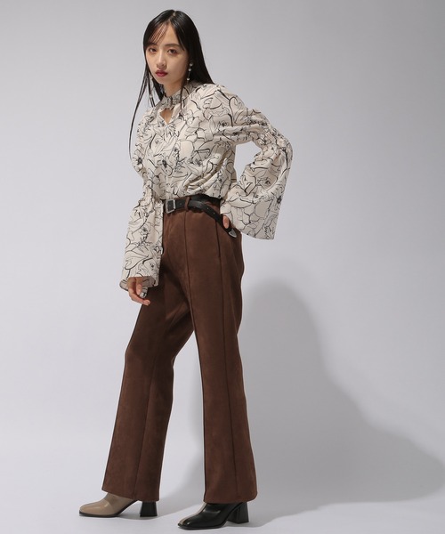 HARE(ハレ)の「2WAYシャーリングブラウス(HARE)(シャツ/ブラウス・レディース・ホワイト/ブラック/ブラウン/ホワイト系その他/ブラック系その他・FREE)」の18枚目の写真